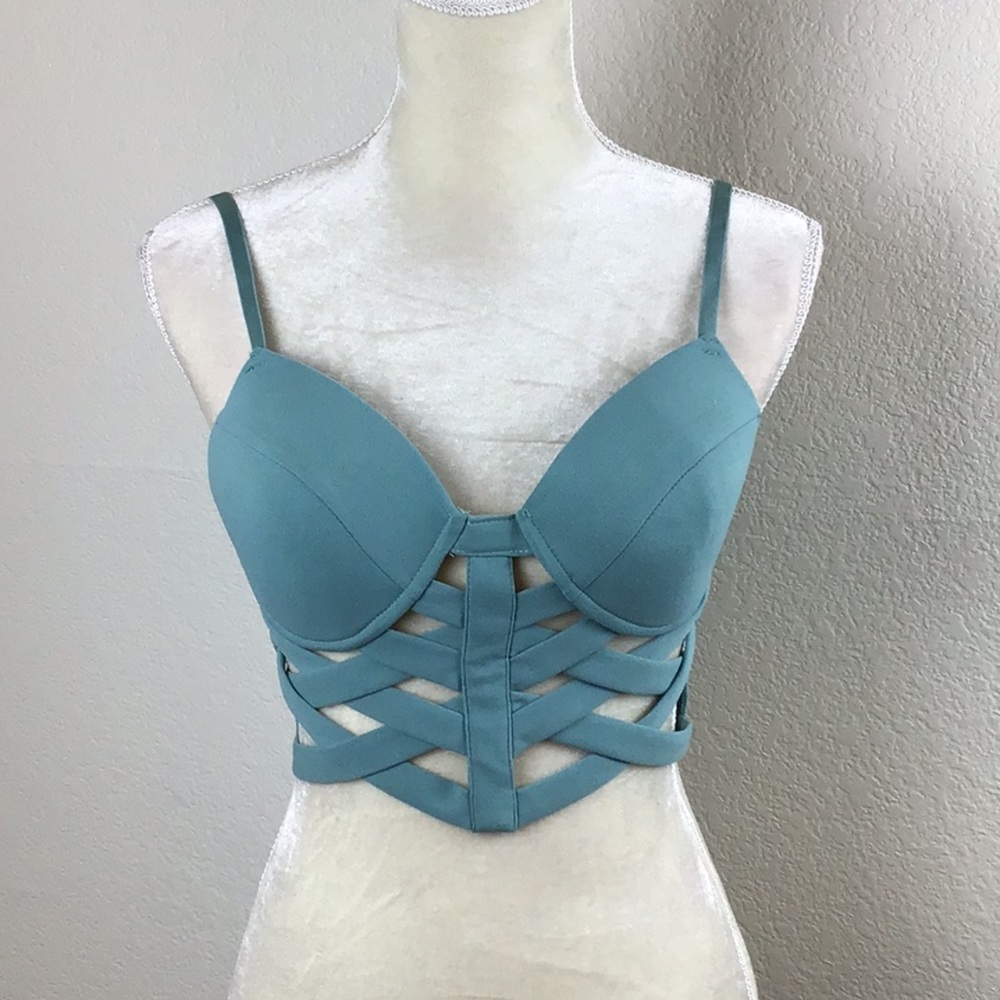 Entry Spaghetti Strap Cropped Top